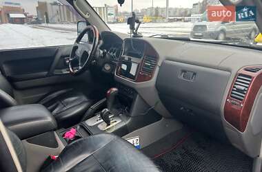 Внедорожник / Кроссовер Mitsubishi Pajero Wagon 2006 в 