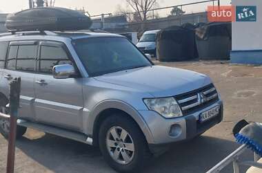 Позашляховик / Кросовер Mitsubishi Pajero Wagon 2007 в Києві