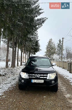 Внедорожник / Кроссовер Mitsubishi Pajero Wagon 2013 в 