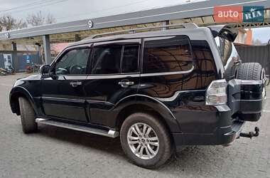 Позашляховик / Кросовер Mitsubishi Pajero Wagon 2012 в Тячеві