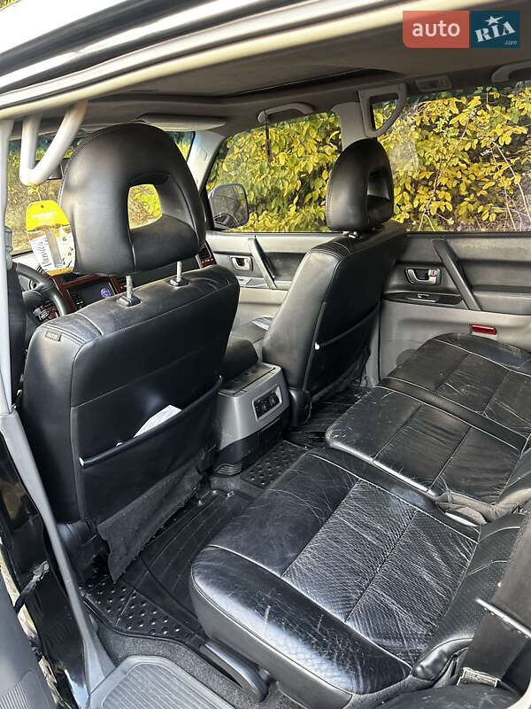 Внедорожник / Кроссовер Mitsubishi Pajero Wagon 2004 в Черновцах