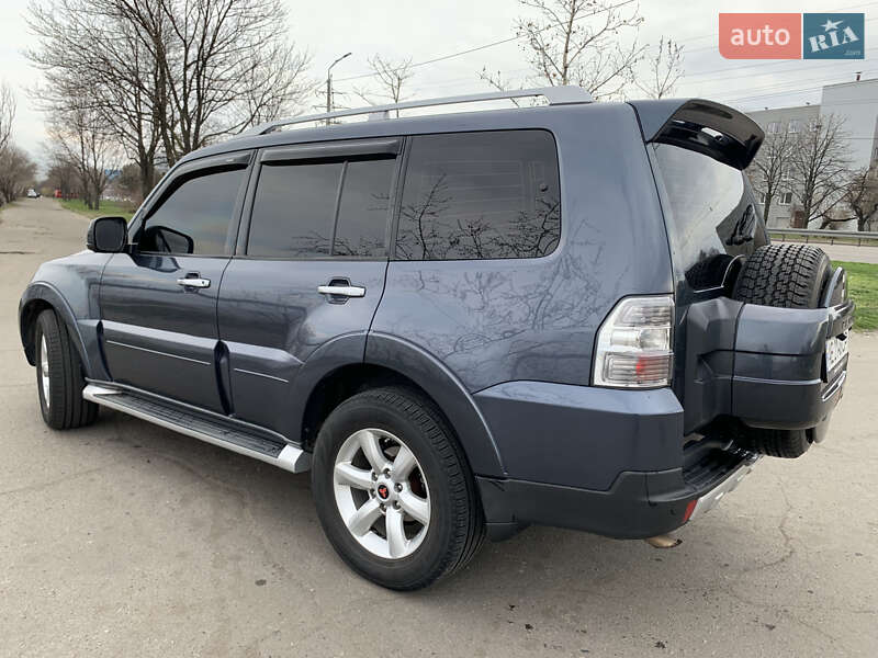 Позашляховик / Кросовер Mitsubishi Pajero Wagon 2008 в Дніпрі