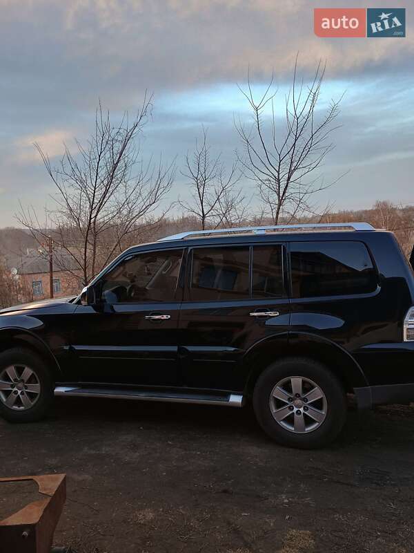 Внедорожник / Кроссовер Mitsubishi Pajero Wagon 2008 в Сенче