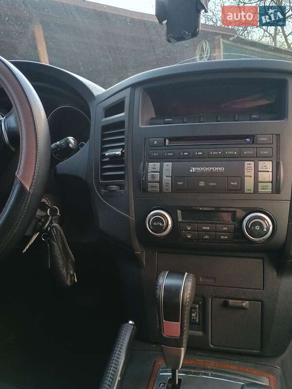 Внедорожник / Кроссовер Mitsubishi Pajero Wagon 2008 в Сенче