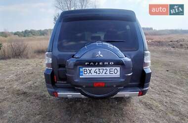 Внедорожник / Кроссовер Mitsubishi Pajero Wagon 2008 в 