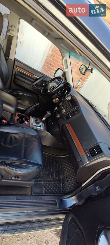 Позашляховик / Кросовер Mitsubishi Pajero Wagon 2008 в Сумах