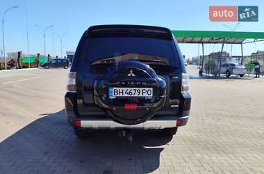 Позашляховик / Кросовер Mitsubishi Pajero Wagon 2008 в 