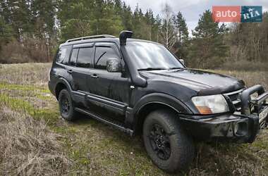 Внедорожник / Кроссовер Mitsubishi Pajero Wagon 2003 в 