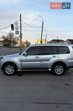 Позашляховик / Кросовер Mitsubishi Pajero Wagon 2008 в 