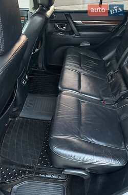 Позашляховик / Кросовер Mitsubishi Pajero Wagon 2008 в 