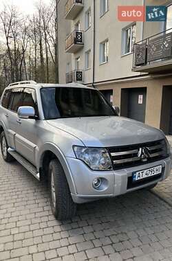 Позашляховик / Кросовер Mitsubishi Pajero Wagon 2008 в 