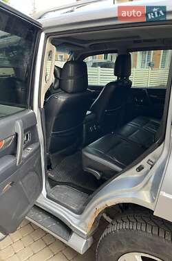 Позашляховик / Кросовер Mitsubishi Pajero Wagon 2008 в 