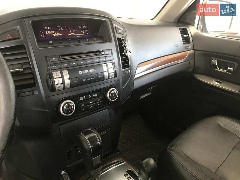 Внедорожник / Кроссовер Mitsubishi Pajero Wagon 2007 в Ужгороде