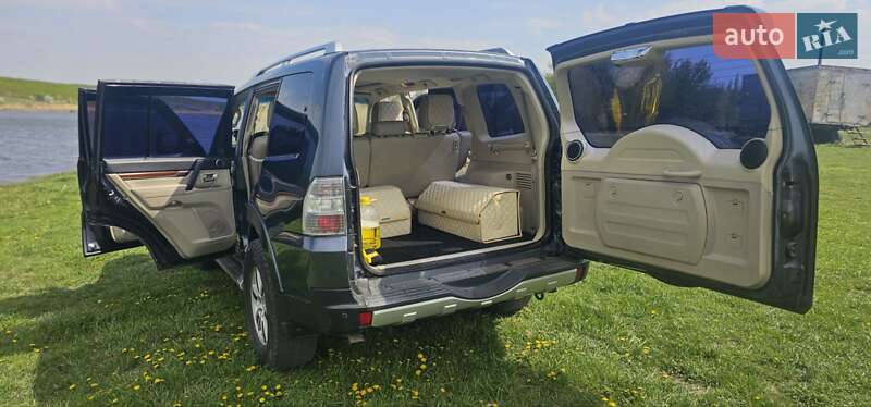 Внедорожник / Кроссовер Mitsubishi Pajero Wagon 2007 в Чугуеве фото 6 Внедорожник / Кроссовер Mitsubishi Pajero Wagon 2007 в Чугуеве