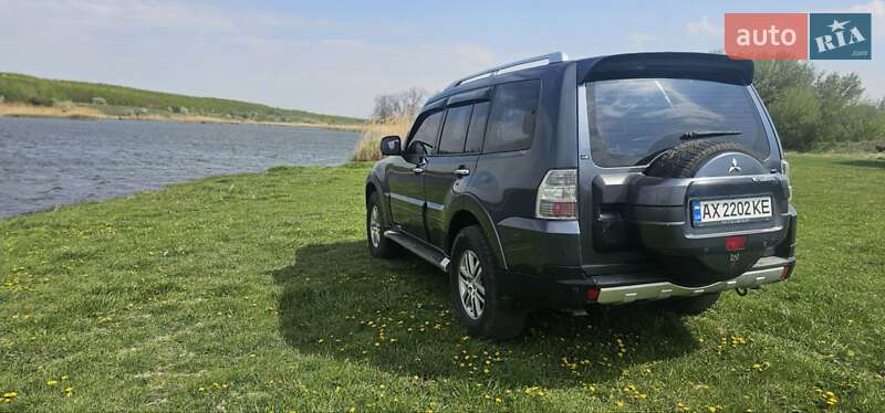 Внедорожник / Кроссовер Mitsubishi Pajero Wagon 2007 в Чугуеве фото 4 Внедорожник / Кроссовер Mitsubishi Pajero Wagon 2007 в Чугуеве