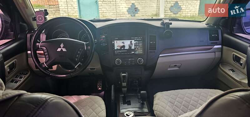 Внедорожник / Кроссовер Mitsubishi Pajero Wagon 2007 в Чугуеве фото 13 Внедорожник / Кроссовер Mitsubishi Pajero Wagon 2007 в Чугуеве