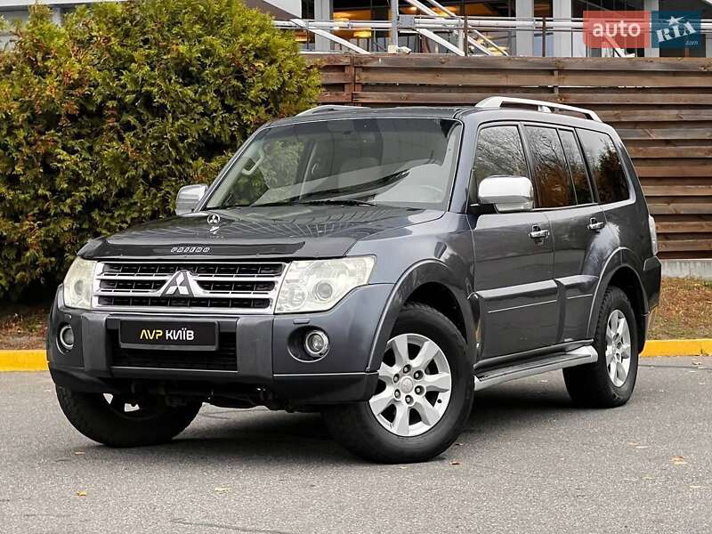 Mitsubishi Pajero Wagon 2009