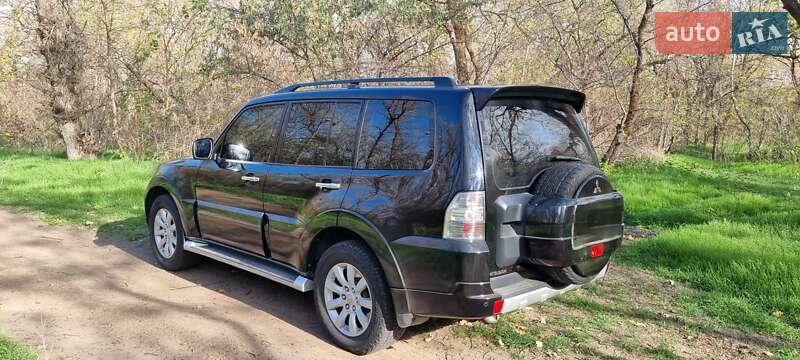 Внедорожник / Кроссовер Mitsubishi Pajero Wagon 2010 в Запорожье