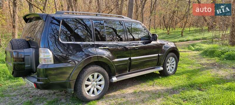 Внедорожник / Кроссовер Mitsubishi Pajero Wagon 2010 в Запорожье