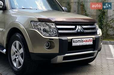 Позашляховик / Кросовер Mitsubishi Pajero Wagon 2007 в 