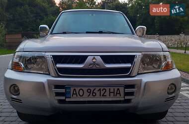 Внедорожник / Кроссовер Mitsubishi Pajero Wagon 2006 в 