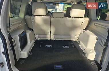 Внедорожник / Кроссовер Mitsubishi Pajero Wagon 2013 в 