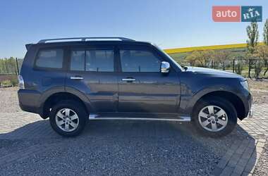 Внедорожник / Кроссовер Mitsubishi Pajero Wagon 2008 в 