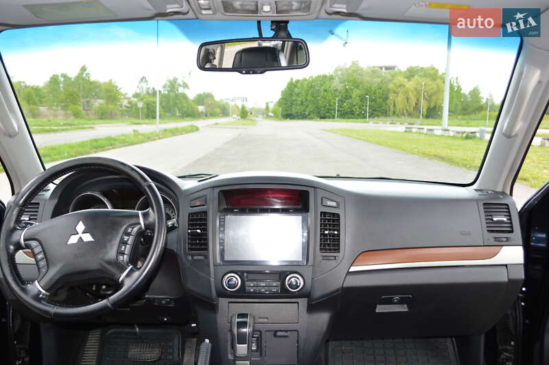 Внедорожник / Кроссовер Mitsubishi Pajero Wagon 2008 в Львове фото 14 Внедорожник / Кроссовер Mitsubishi Pajero Wagon 2008 в Львове