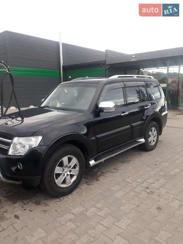 Внедорожник / Кроссовер Mitsubishi Pajero Wagon 2007 в Ивано-Франковске