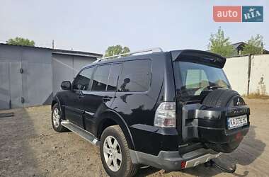 Внедорожник / Кроссовер Mitsubishi Pajero Wagon 2008 в 