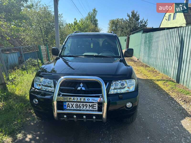 Внедорожник / Кроссовер Mitsubishi Pajero Wagon 2006 в Харькове
