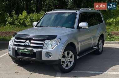 Позашляховик / Кросовер Mitsubishi Pajero Wagon 2008 в 