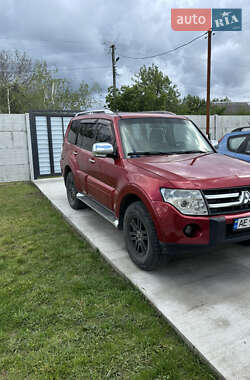 Внедорожник / Кроссовер Mitsubishi Pajero Wagon 2007 в 