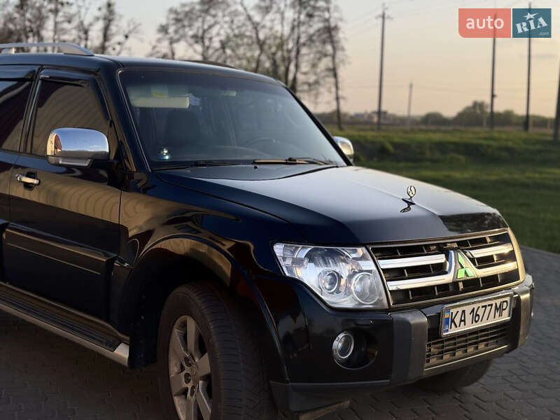 Mitsubishi Pajero Wagon 2008