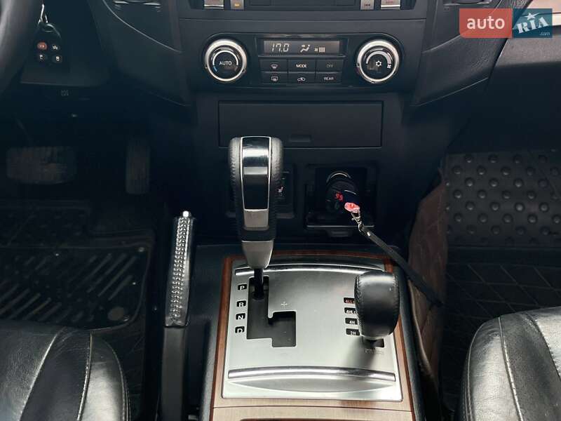 Позашляховик / Кросовер Mitsubishi Pajero Wagon 2008 в Дніпрі