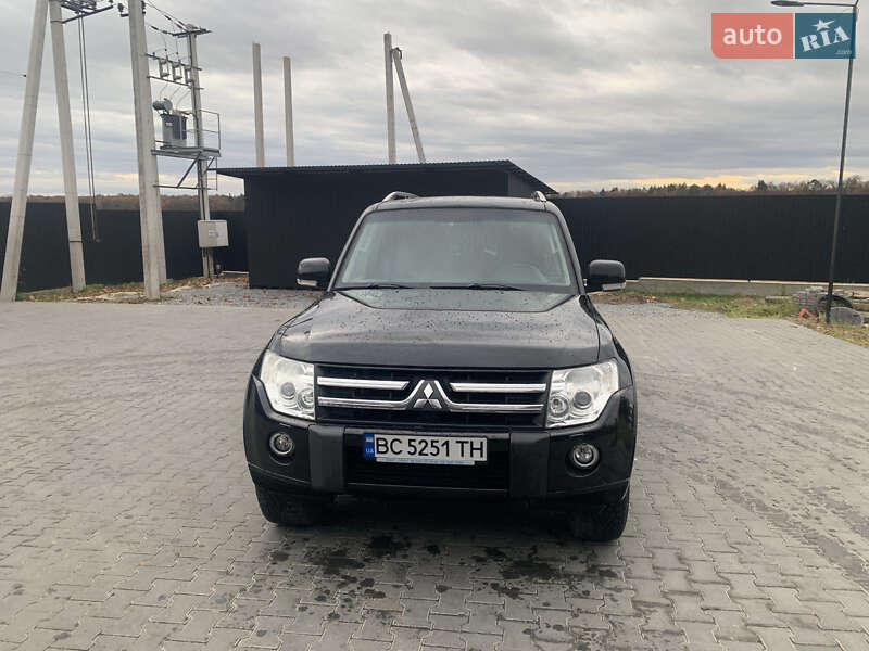 Внедорожник / Кроссовер Mitsubishi Pajero Wagon 2011 в Львове