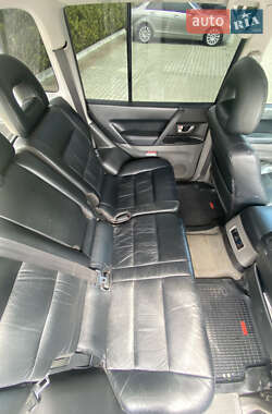 Внедорожник / Кроссовер Mitsubishi Pajero Wagon 2002 в 