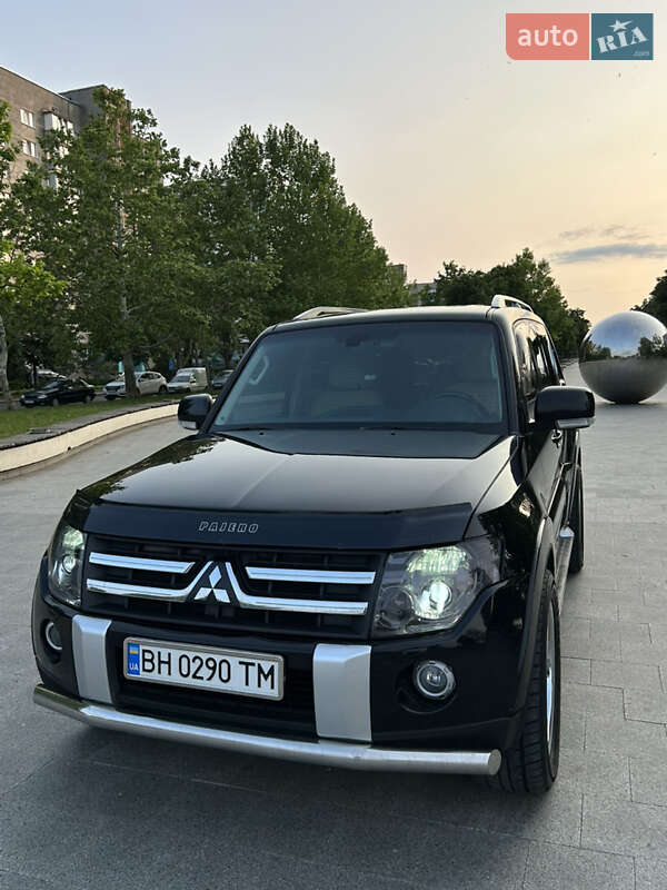 Внедорожник / Кроссовер Mitsubishi Pajero Wagon 2007 в Николаеве