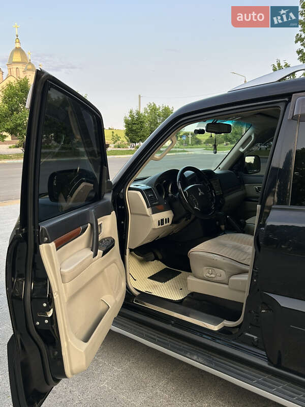 Внедорожник / Кроссовер Mitsubishi Pajero Wagon 2007 в Николаеве