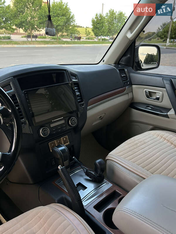 Внедорожник / Кроссовер Mitsubishi Pajero Wagon 2007 в Николаеве