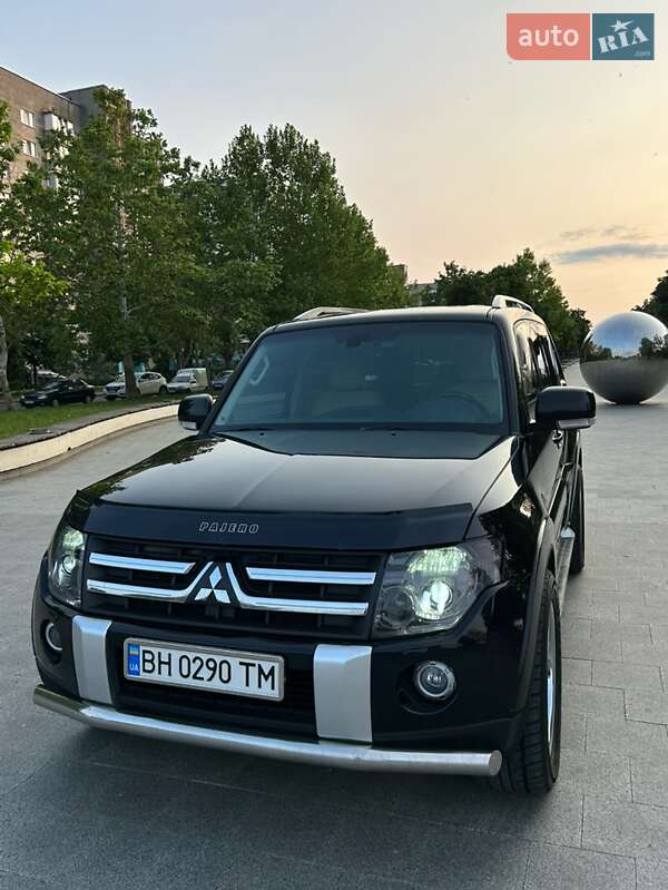 Внедорожник / Кроссовер Mitsubishi Pajero Wagon 2007 в Николаеве