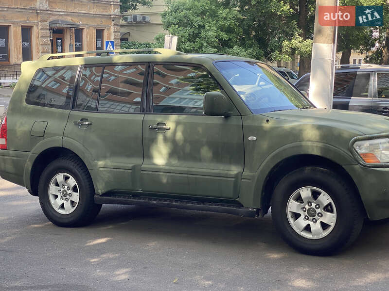 Mitsubishi Pajero Wagon 2006