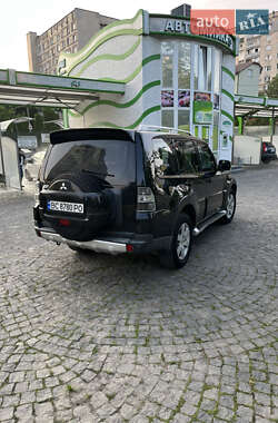 Внедорожник / Кроссовер Mitsubishi Pajero Wagon 2008 в 