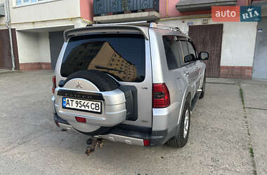 Позашляховик / Кросовер Mitsubishi Pajero Wagon 2008 в 