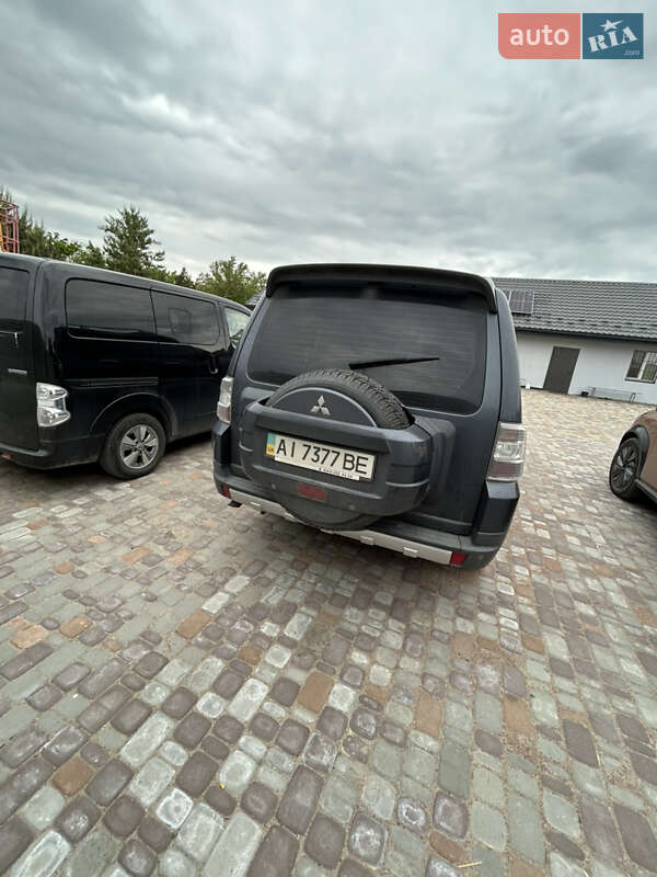 Позашляховик / Кросовер Mitsubishi Pajero Wagon 2008 в Вишневому