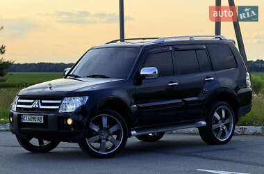 Внедорожник / Кроссовер Mitsubishi Pajero Wagon 2007 в 