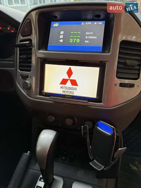 Внедорожник / Кроссовер Mitsubishi Pajero Wagon 2004 в Черновцах