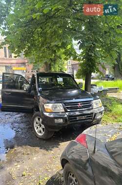 Внедорожник / Кроссовер Mitsubishi Pajero Wagon 2002 в 