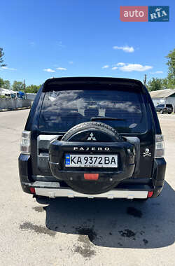 Внедорожник / Кроссовер Mitsubishi Pajero Wagon 2007 в 