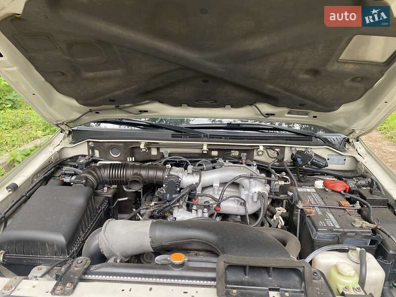 Внедорожник / Кроссовер Mitsubishi Pajero Wagon 2008 в Чернигове